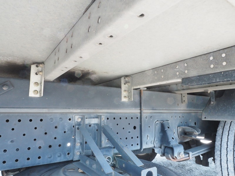 いすゞ エルフ バン車 小型 BKG-NPR85AN 年式 H19[写真26]