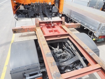 日野 プロフィア トラクタ 大型 ADG-SH1EDXG 年式 H18 [写真12]