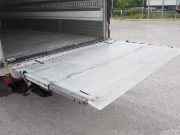 いすゞ エルフ 冷凍バン 小型 BKG-NMR85AN 年式 H21 [写真14]