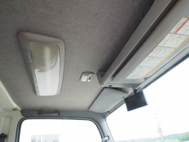 いすゞ エルフ 冷凍バン 小型 BKG-NMR85AN 年式 H21 [写真32]