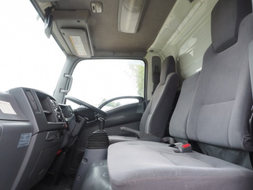 いすゞ エルフ 冷凍バン 小型 BKG-NMR85AN 年式 H21 [写真30]