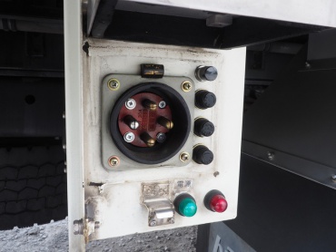 日野 レンジャー 冷凍バン 中増t ADG-FE7JMWA 年式 H17 [写真27]