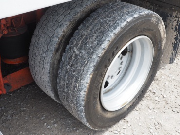 いすゞ ギガ 冷凍ウイング 大型 PJ-CYJ51W5 年式 H16 [写真51]