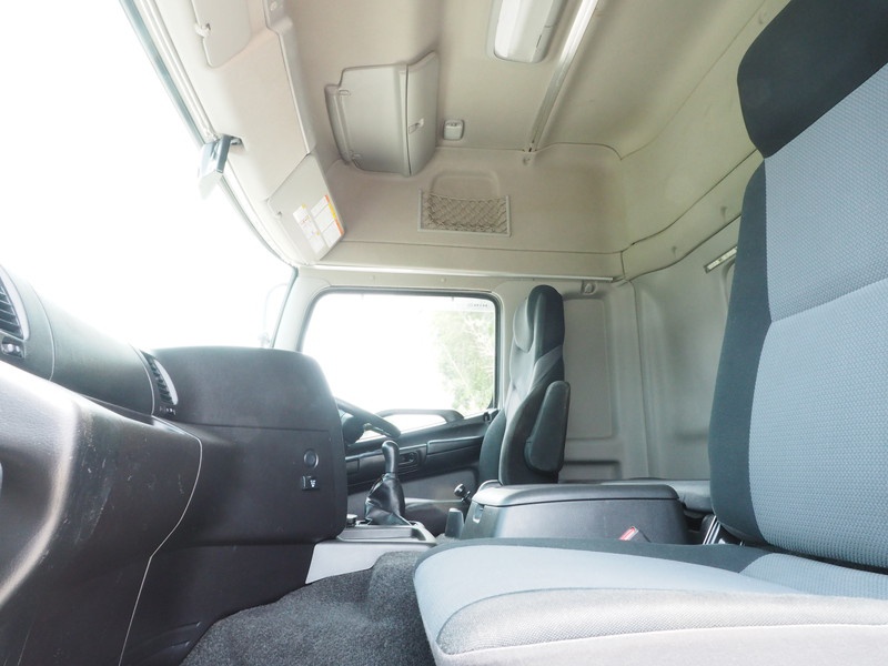 日野 プロフィア ウイング車 大型 QKG-FW1EXBG 年式 H24[写真33]