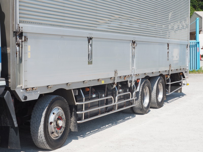 日野 プロフィア ウイング車 大型 KL-FW1KXHG 年式 H14[写真17]