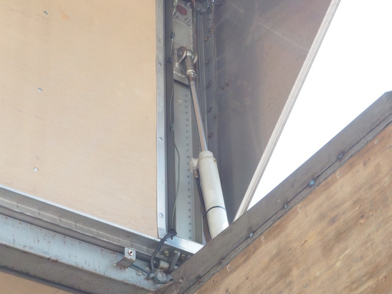 日野 プロフィア ウイング車 大型 KL-FW1KXHG 年式 H14[写真21]