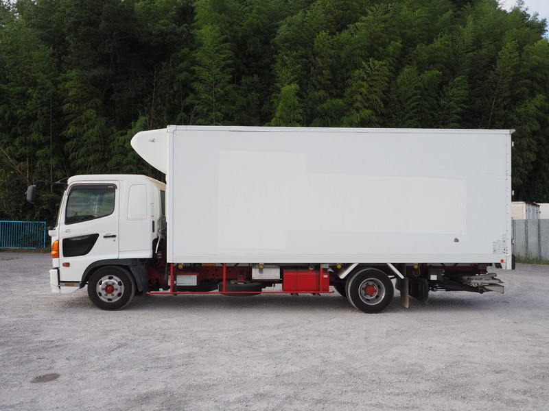 日野 レンジャー 冷凍バン 中型 ADG-FD7JKWA 年式 H17[写真09]