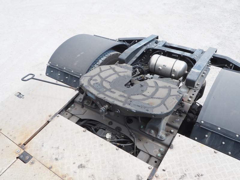 日野 グランドプロフィア トラクタ 大型 QPG-SH1EDDG  年式 H27[写真13]