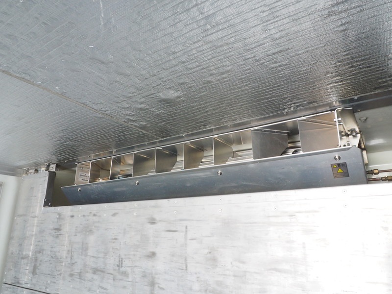 いすゞ ギガ 冷凍バン 大型 PDG-CYL77V8 年式 H22[写真21]