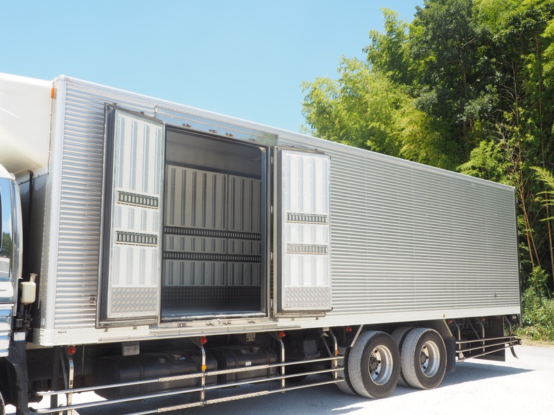 いすゞ ギガ 冷凍バン 大型 PDG-CYL77V8 年式 H22[写真10]