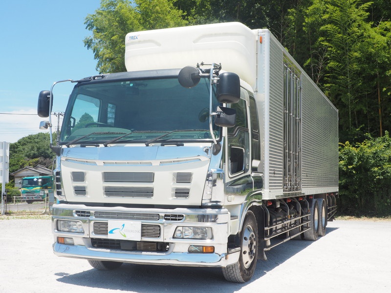 いすゞ ギガ 冷凍バン 大型 PDG-CYL77V8 年式 H22[写真01]