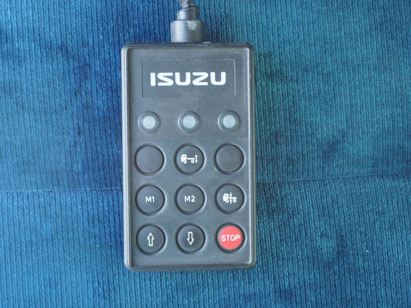 いすゞ ギガ 冷凍バン 大型 PDG-CYL77V8 年式 H22[写真32]