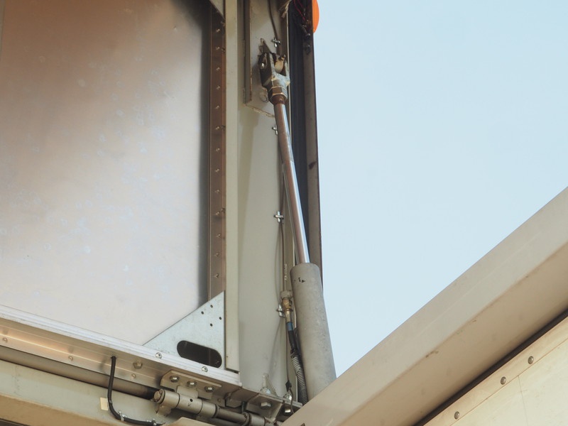 三菱ふそう ファイター ウイング車 中型 PA-FK61F改 年式 H21[写真21]