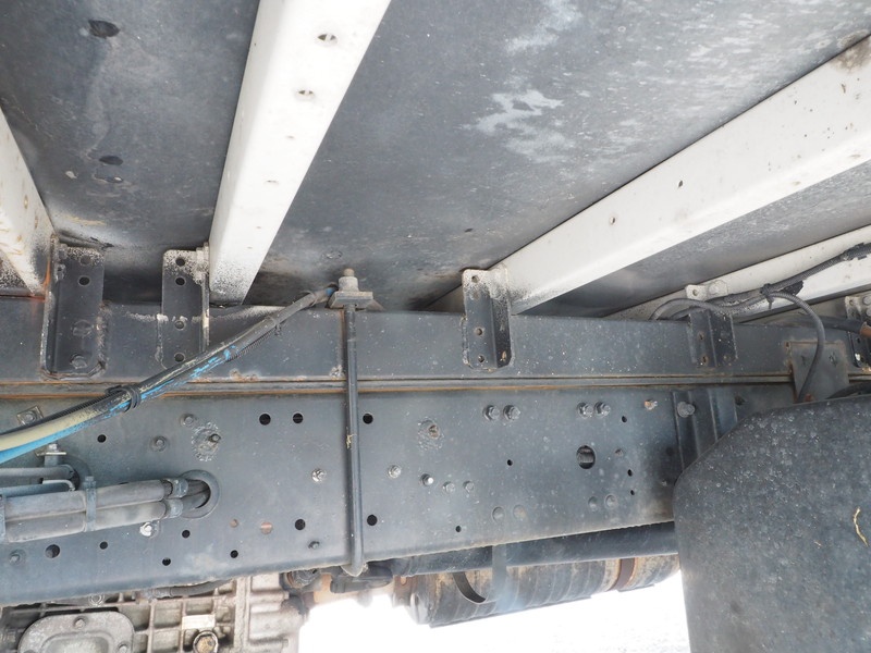 三菱ふそう ファイター ウイング車 中型 PA-FK61F改 年式 H21[写真39]