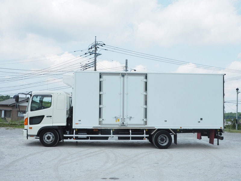 日野 レンジャープロ 冷凍バン 中型 TKG-FD7JLAA 年式 H27[写真10]