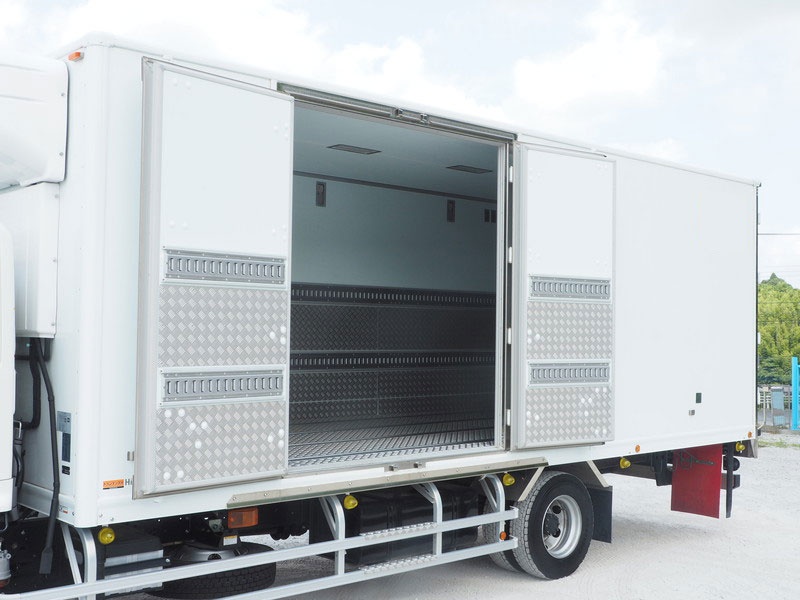 日野 レンジャープロ 冷凍バン 中型 TKG-FD7JLAA 年式 H27[写真13]