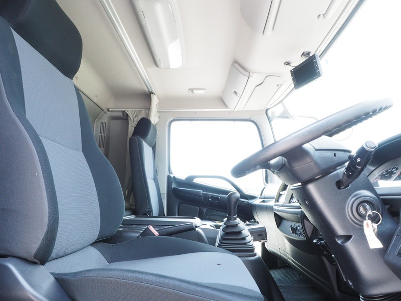 日野 レンジャープロ 冷凍バン 中型 TKG-FD7JLAA 年式 H27[写真29]