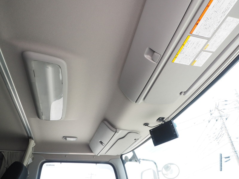 日野 レンジャープロ 冷凍バン 中型 TKG-FD7JLAA 年式 H27[写真32]