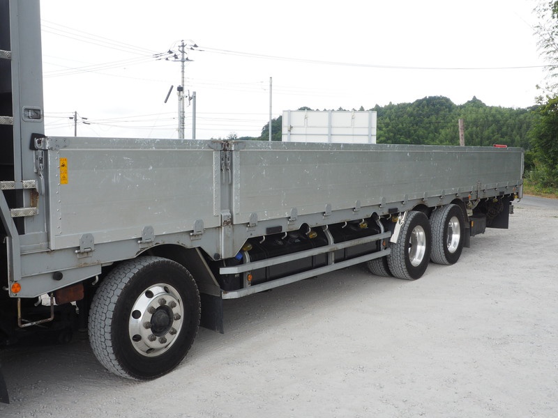 いすゞ ギガ 平ボディ 大型 QKG-CYJ77AA 年式 H24[写真16]