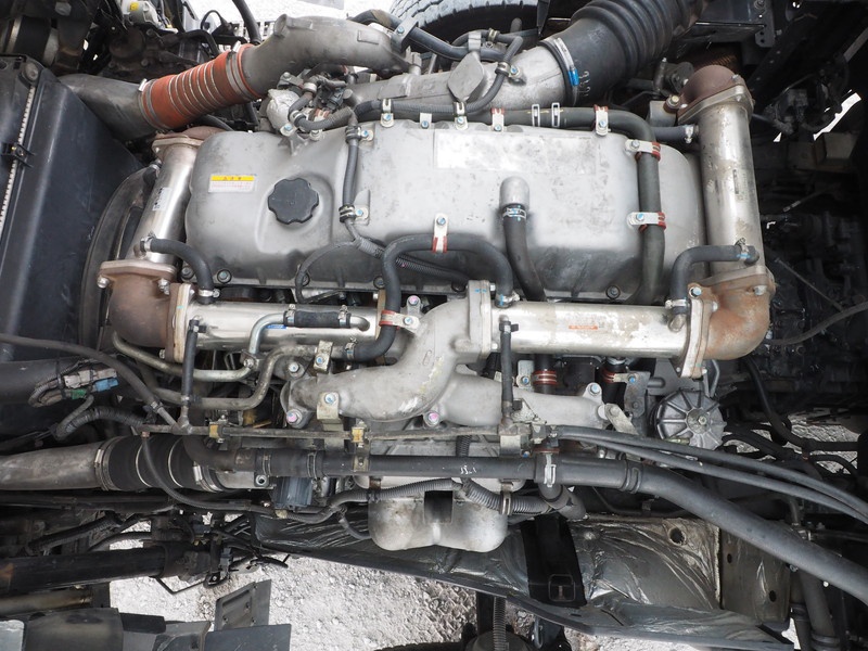 いすゞ ギガ 平ボディ 大型 QKG-CYJ77AA 年式 H24[写真50]