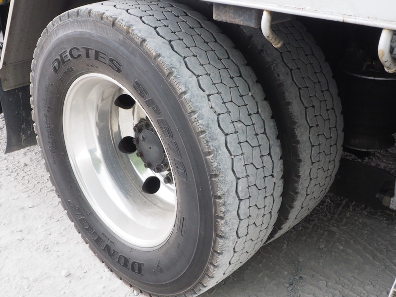 いすゞ ギガ 平ボディ 大型 QKG-CYJ77AA 年式 H24[写真47]