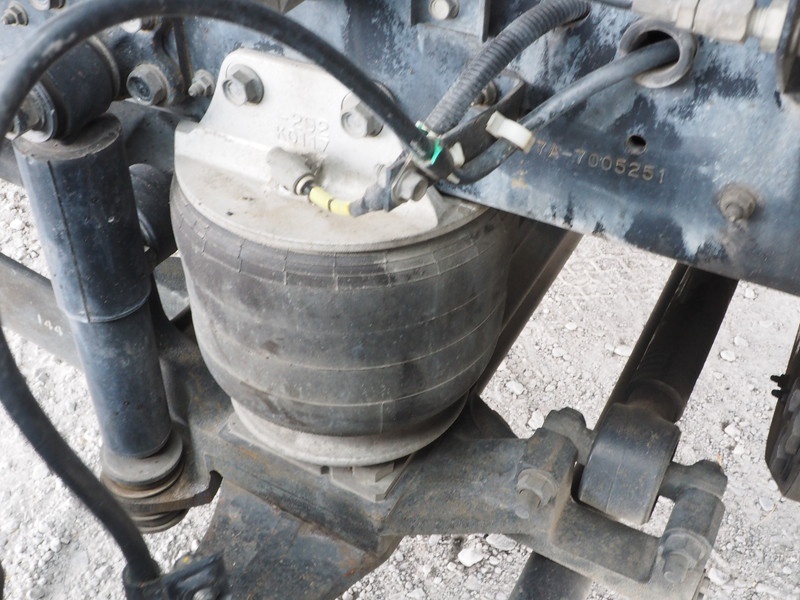 いすゞ ギガ 平ボディ 大型 QKG-CYJ77AA 年式 H24[写真41]