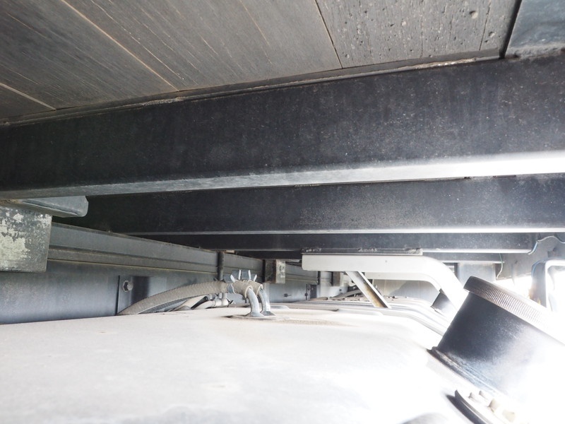 いすゞ ギガ 平ボディ 大型 QKG-CYJ77AA 年式 H24[写真35]