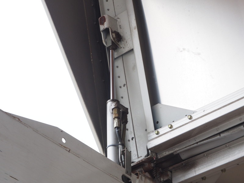 三菱ふそう キャンター ウイング車 小型 KK-FE82EG 年式 H15[写真12]