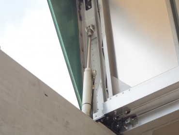 日野 プロフィア ウイング車 大型 QKG-FW1EXBG 年式 H24 [写真20]