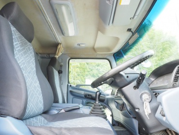 日野 レンジャー 冷凍バン 中型 ADG-FD7JKWA 年式 H17 [写真26]