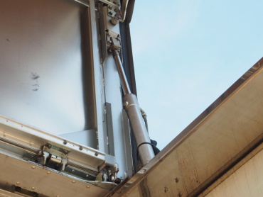 三菱ふそう スーパーグレート ウイング車 大型 PJ-FS54JY 年式 H18 [写真21]