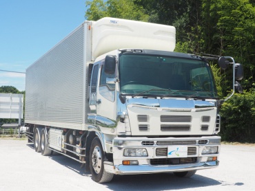 いすゞ ギガ 冷凍バン 大型 PDG-CYL77V8 年式 H22 [写真04]