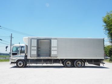 いすゞ ギガ 冷凍バン 大型 PDG-CYL77V8 年式 H22 [写真11]