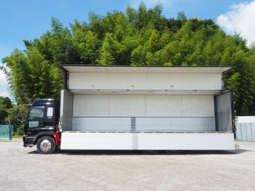 いすゞ ギガ ウイング車 大型 KL-CYL52V3W 年式 H15[写真07]