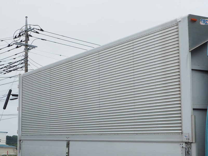 いすゞ フォワード ウイング車 中増t KL-FSD34P4 年式 H15[写真09]