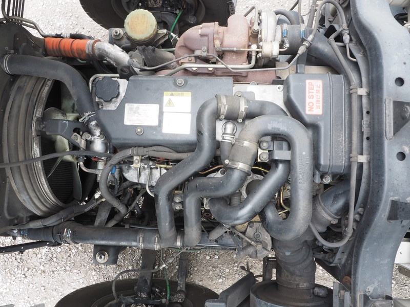 いすゞ フォワード ウイング車 中増t KL-FSD34P4 年式 H15[写真51]