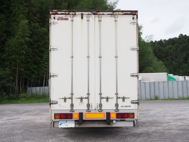 いすゞ ギガ ウイング車 大型 PKG-CYJ77W8 年式 H21[写真06]