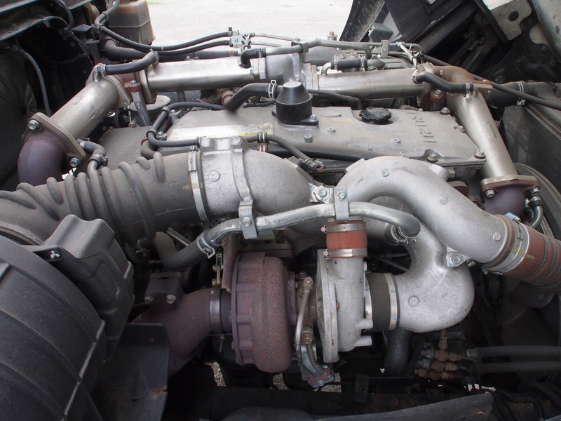 いすゞ ギガ ウイング車 大型 PKG-CYJ77W8 年式 H21[写真56]