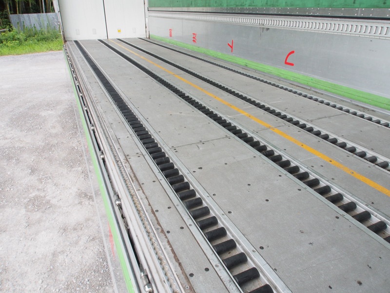 いすゞ ギガ ウイング車 大型 PKG-CYJ77W8 年式 H21[写真27]