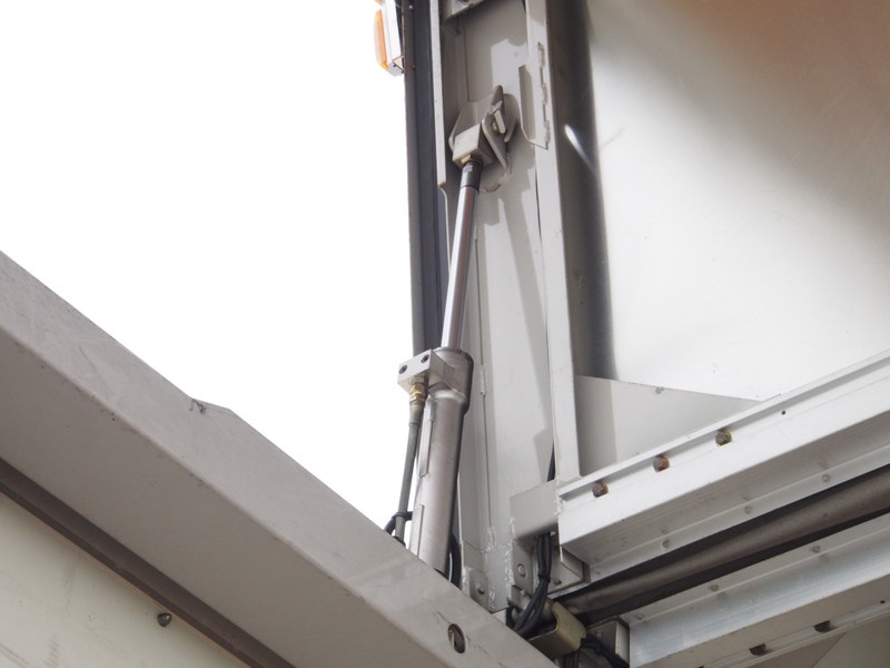 いすゞ エルフ ウイング車 小型 PA-NPR81N 年式 H18[写真13]