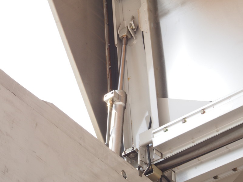 いすゞ エルフ ウイング車 小型 PA-NPR81N 年式 H18[写真20]