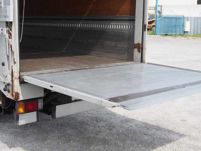 いすゞ エルフ ウイング車 小型 PA-NPR81N 年式 H18[写真37]