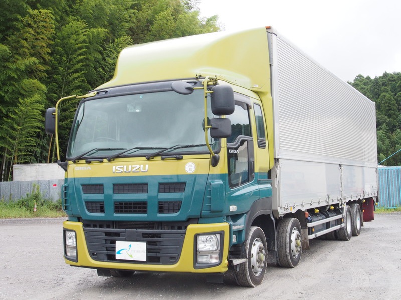 いすゞ ギガ ウイング車 大型 LKG-CYJ77A 年式 H23[写真01]