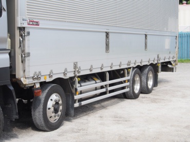 いすゞ ギガ ウイング車 大型 PKG-CYJ77W8 年式 H21 [写真17]