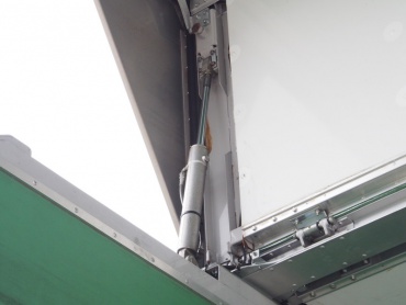 いすゞ ギガ ウイング車 大型 PKG-CYJ77W8 年式 H21 [写真13]