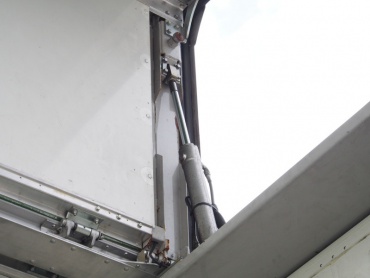 いすゞ ギガ ウイング車 大型 PKG-CYJ77W8 年式 H21 [写真14]