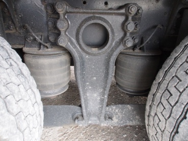 いすゞ ギガ ウイング車 大型 PKG-CYJ77W8 年式 H21 [写真50]