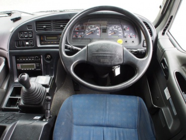 いすゞ ギガ ウイング車 大型 LKG-CYJ77A 年式 H23 [写真31]