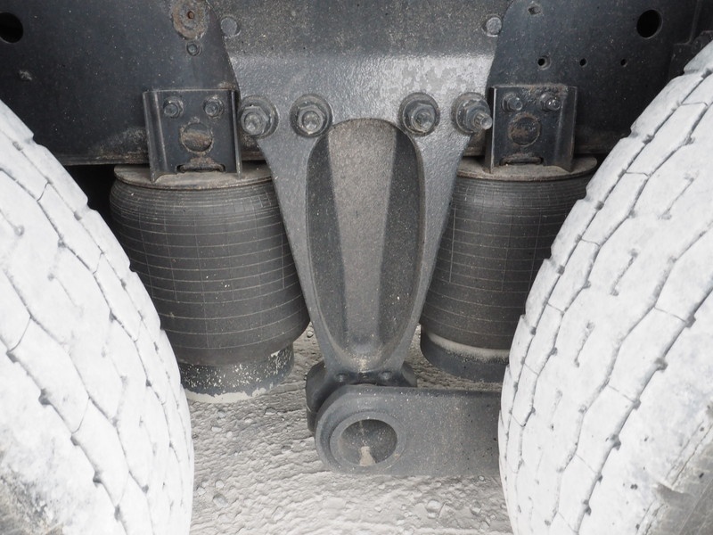 日野 グランドプロフィア 平ボディ 大型 QKG-FR1EZBJ 年式 H25[写真43]