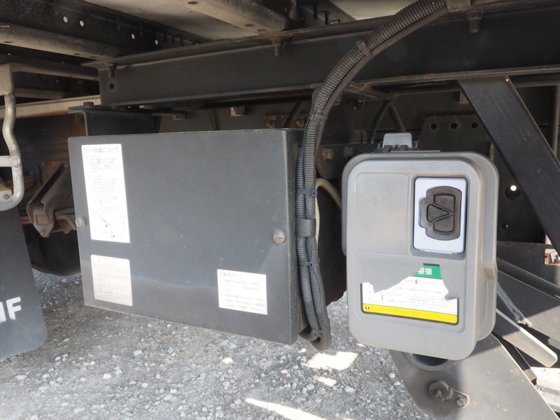 いすゞ フォワード ウイング車 中型 PDG-FRR34S2 年式 H20[写真40]